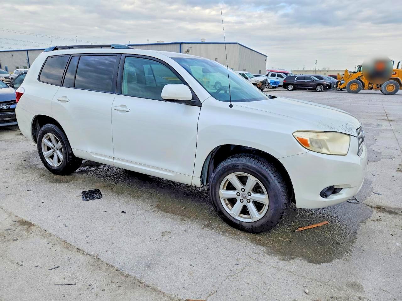 2008 TOYOTA HIGHLANDER BASE photo 4