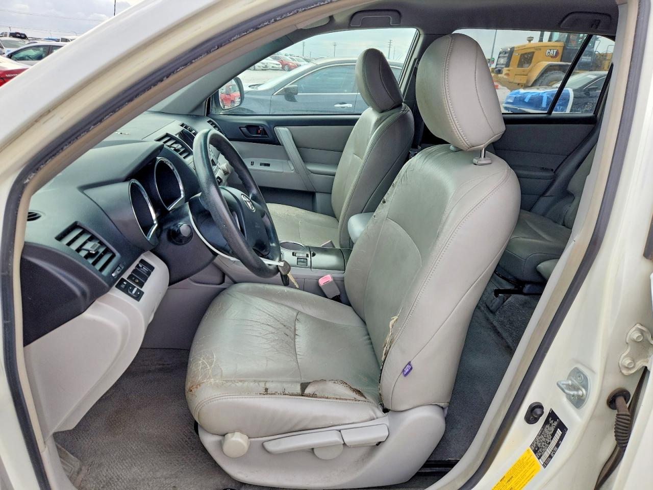 2008 TOYOTA HIGHLANDER BASE photo 7