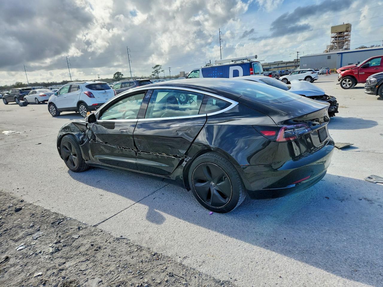2020 TESLA MODEL 3 photo 2