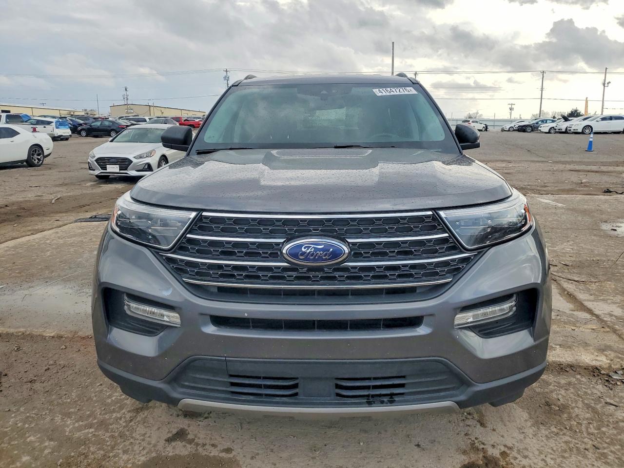 2021 FORD EXPLORER XLT photo 9