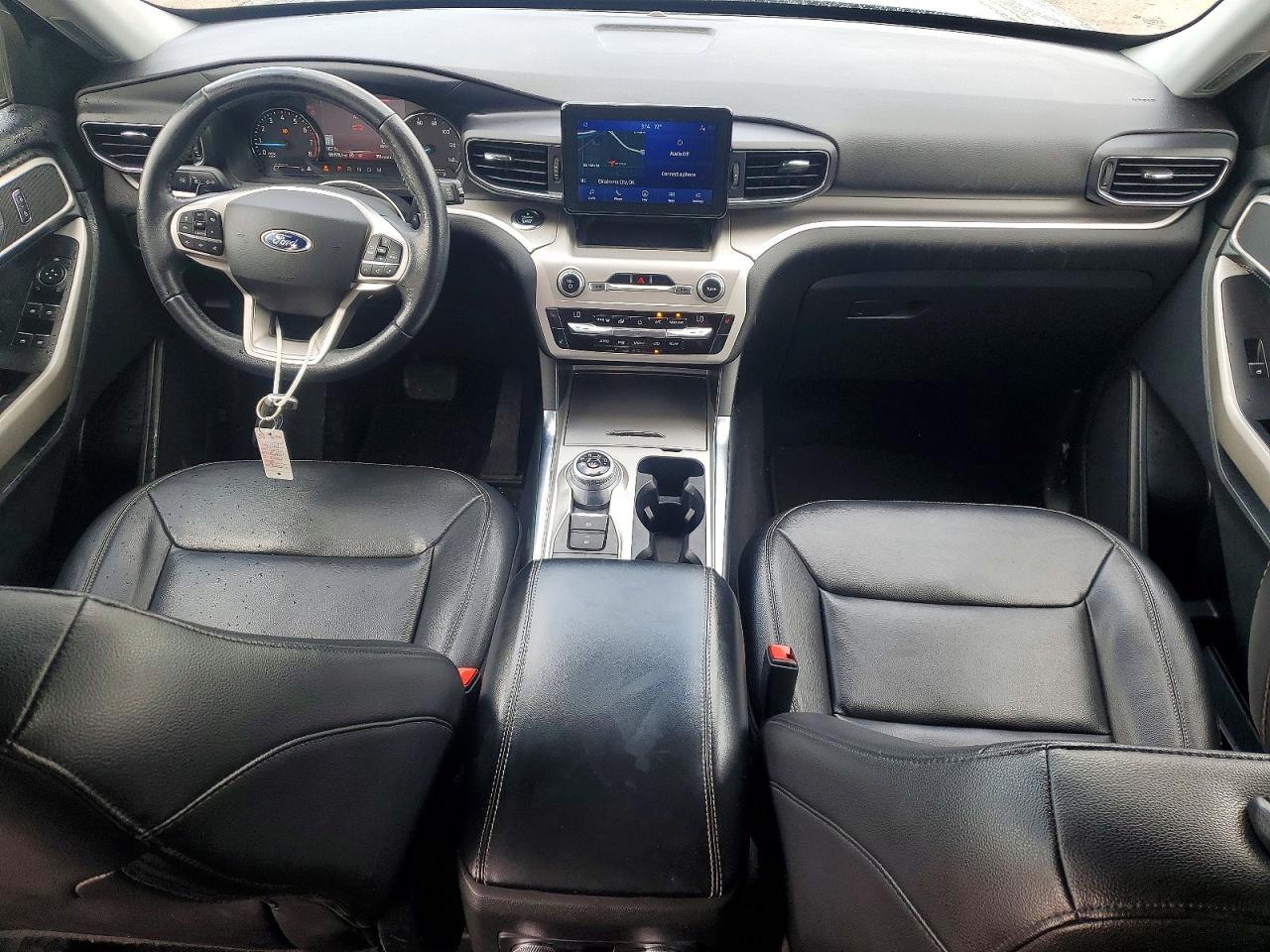 2021 FORD EXPLORER XLT photo 15