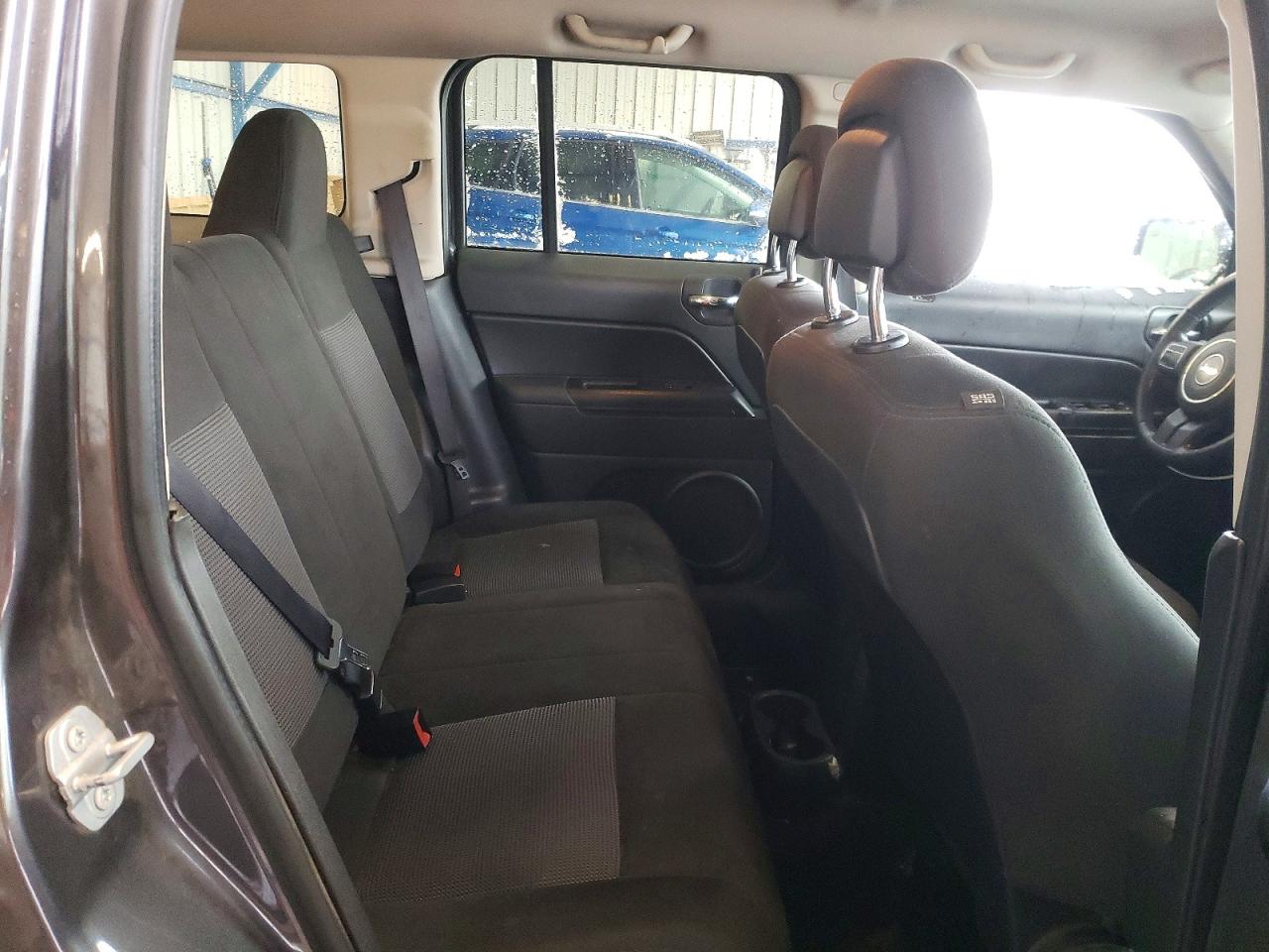 2017 JEEP PATRIOT LATITUDE photo 10