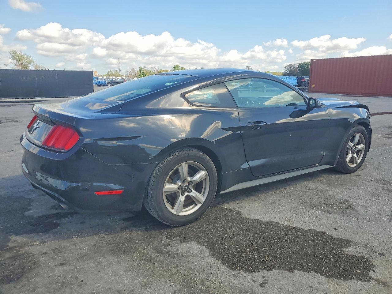 2016 FORD MUSTANG photo 5