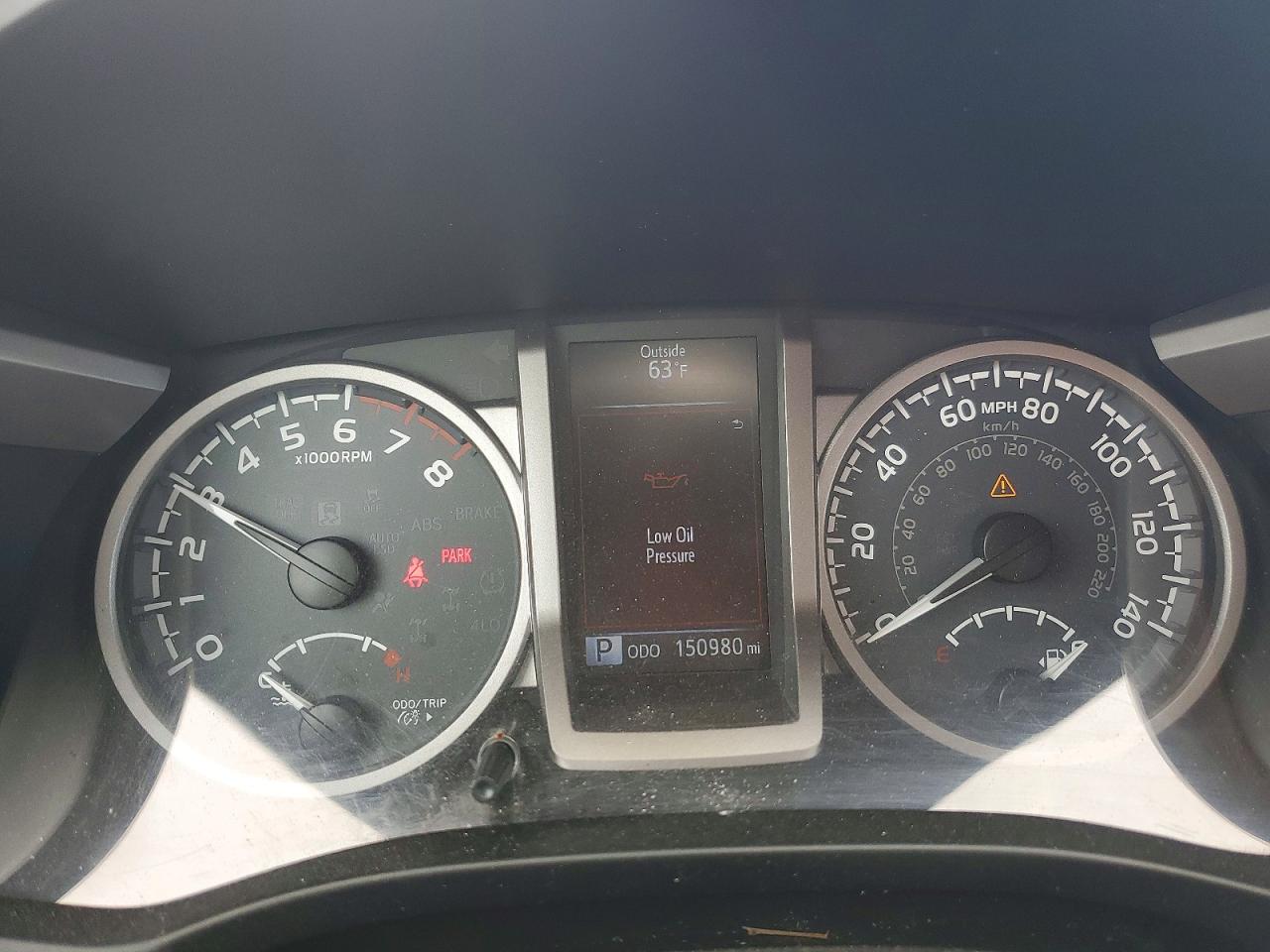 2017 TOYOTA TACOMA LIMITED photo 17