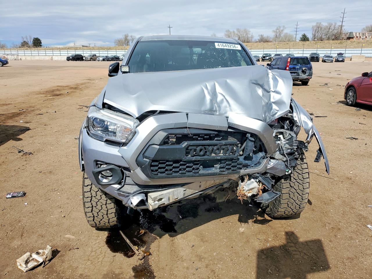 2017 TOYOTA TACOMA LIMITED photo 9