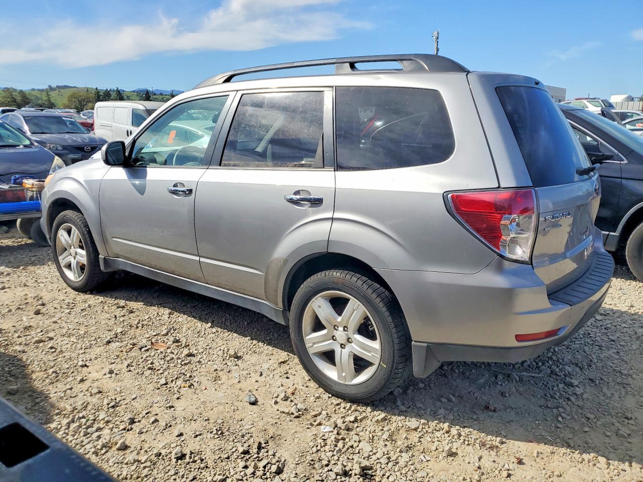 2010 SUBARU FORESTER 2.5X PREMIUM photo 3