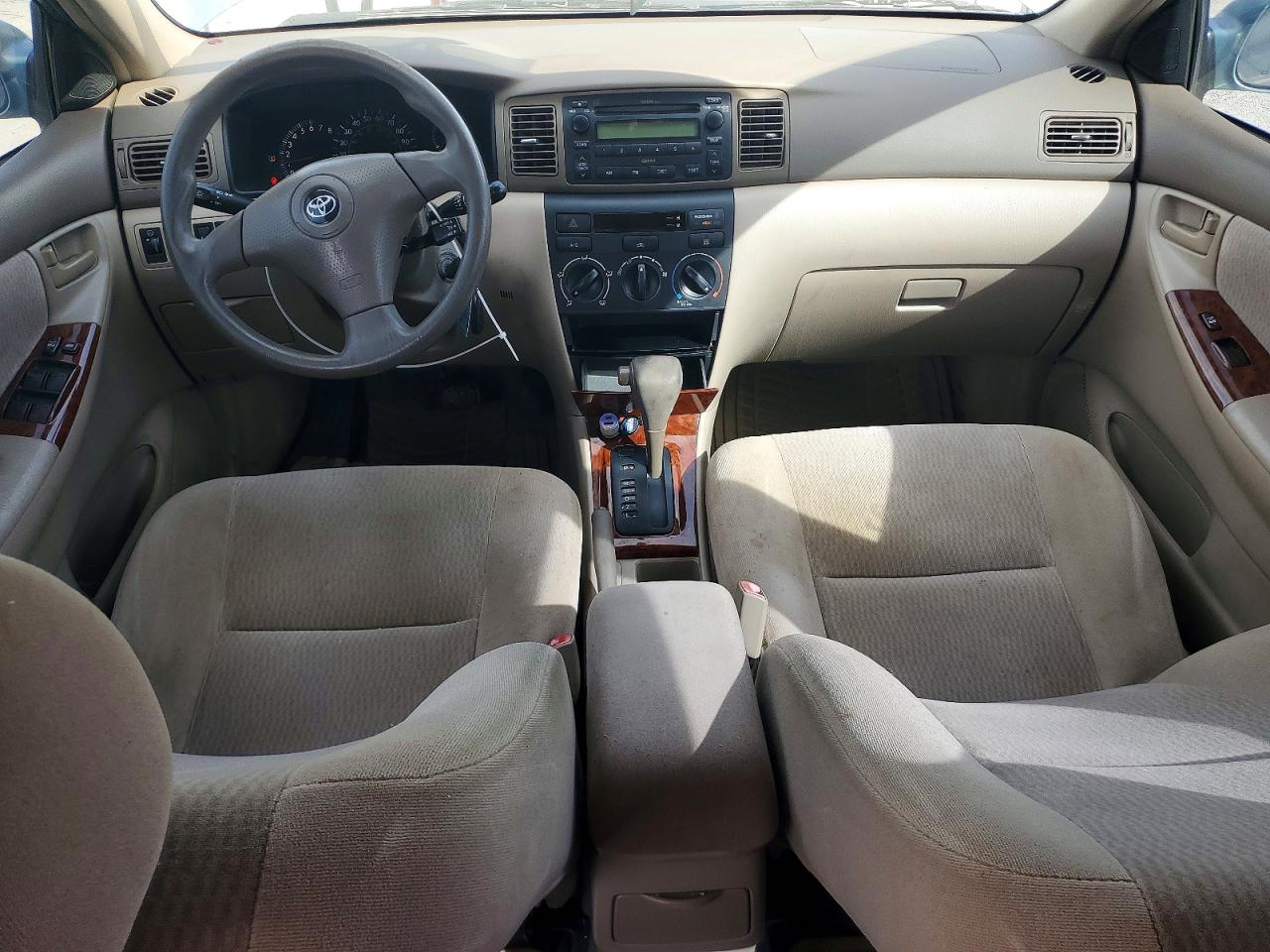 2006 TOYOTA COROLLA LE photo 8
