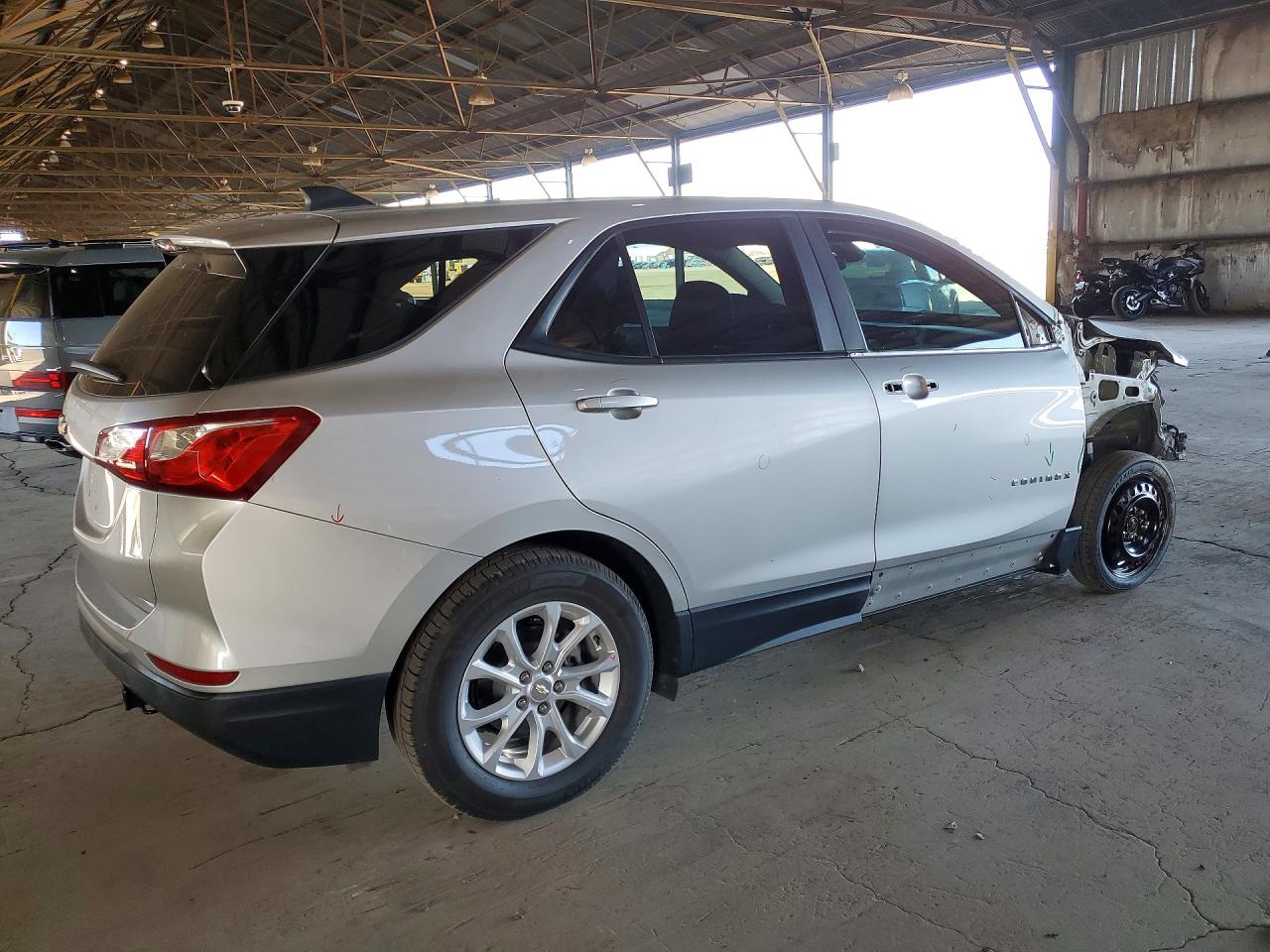 2021 CHEVROLET EQUINOX LS photo 3