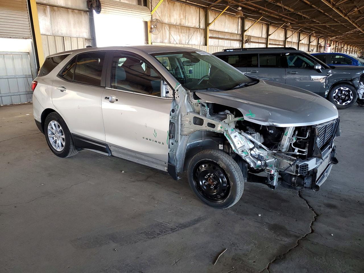 2021 CHEVROLET EQUINOX LS photo 4