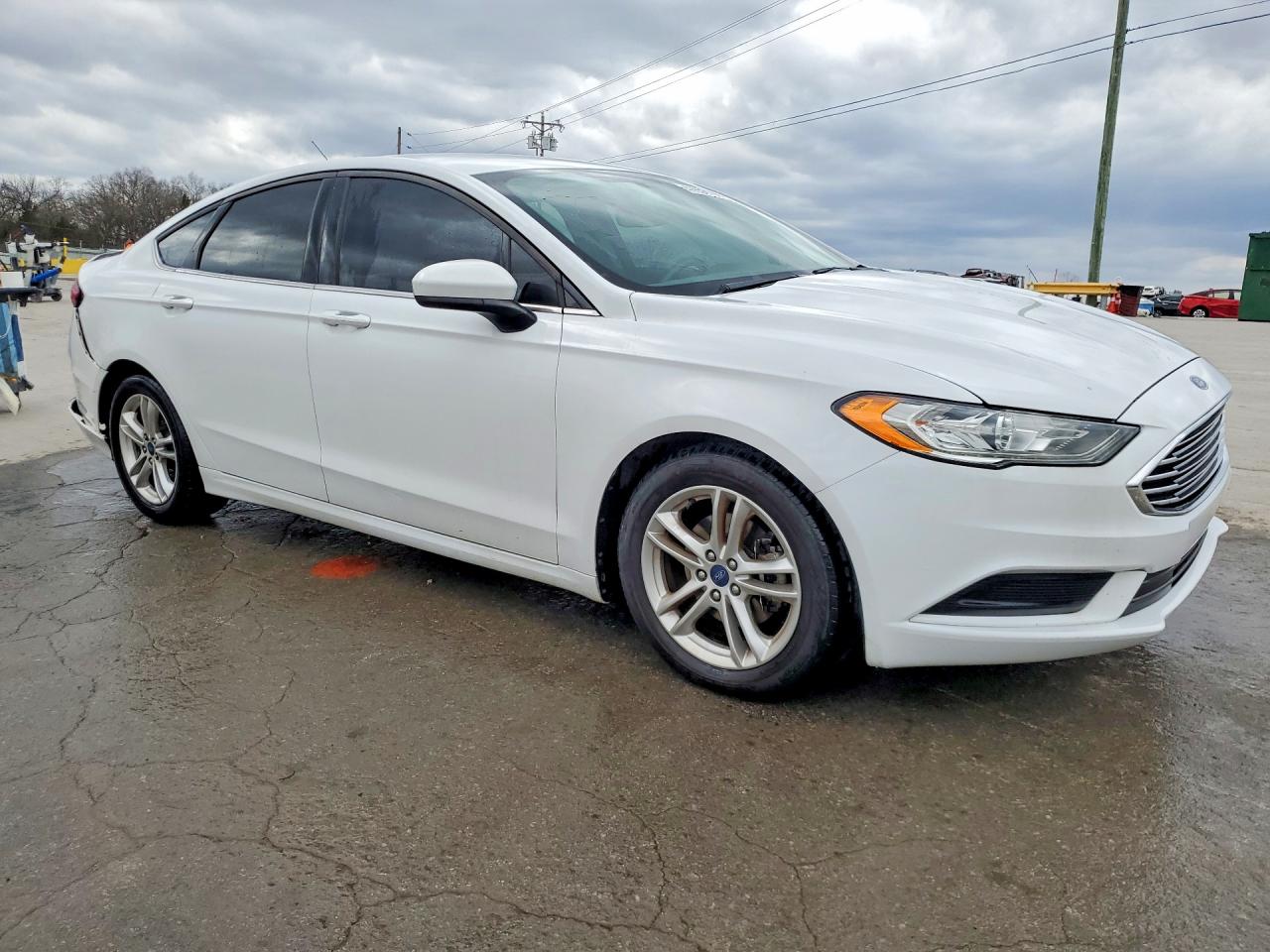 2018 FORD FUSION SE photo 4