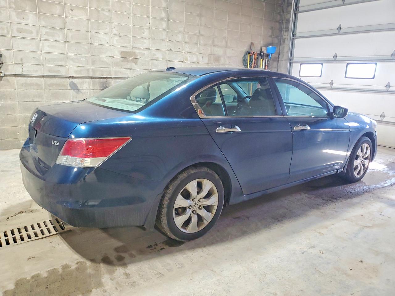 2010 HONDA ACCORD EXL photo 7