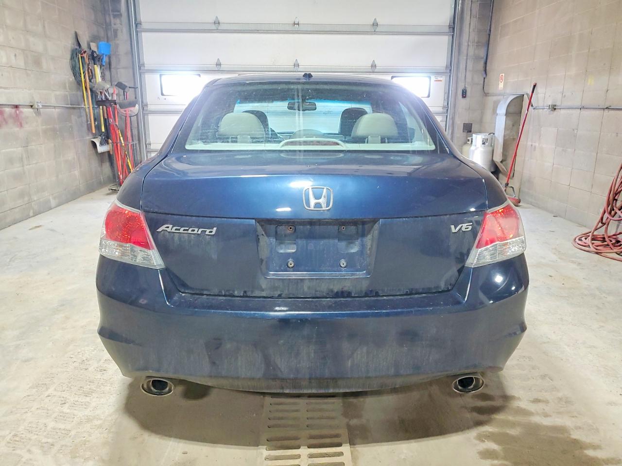 2010 HONDA ACCORD EXL photo 16