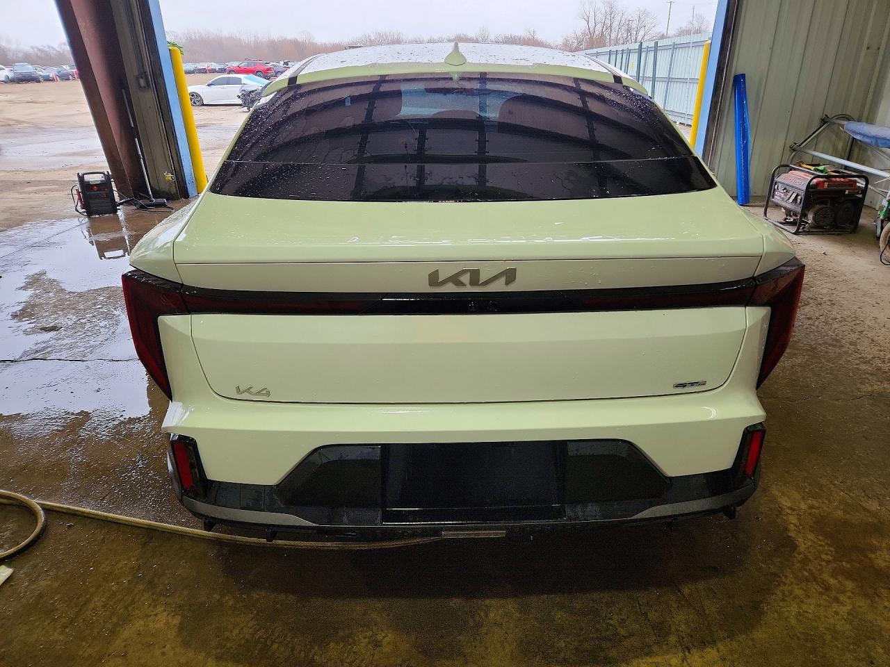 2025 KIA K4 GT-LINE photo 6