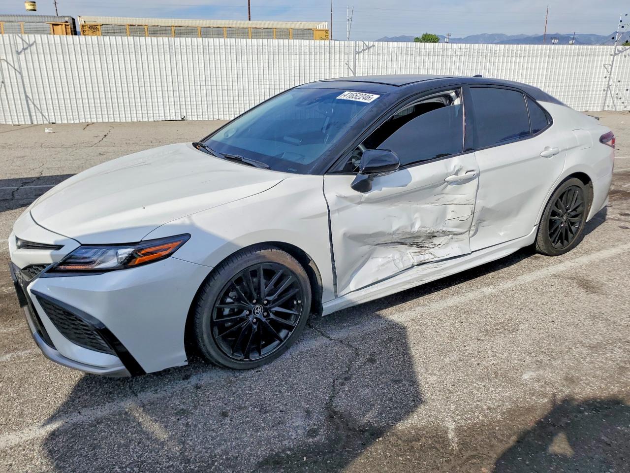 2024 TOYOTA CAMRY
