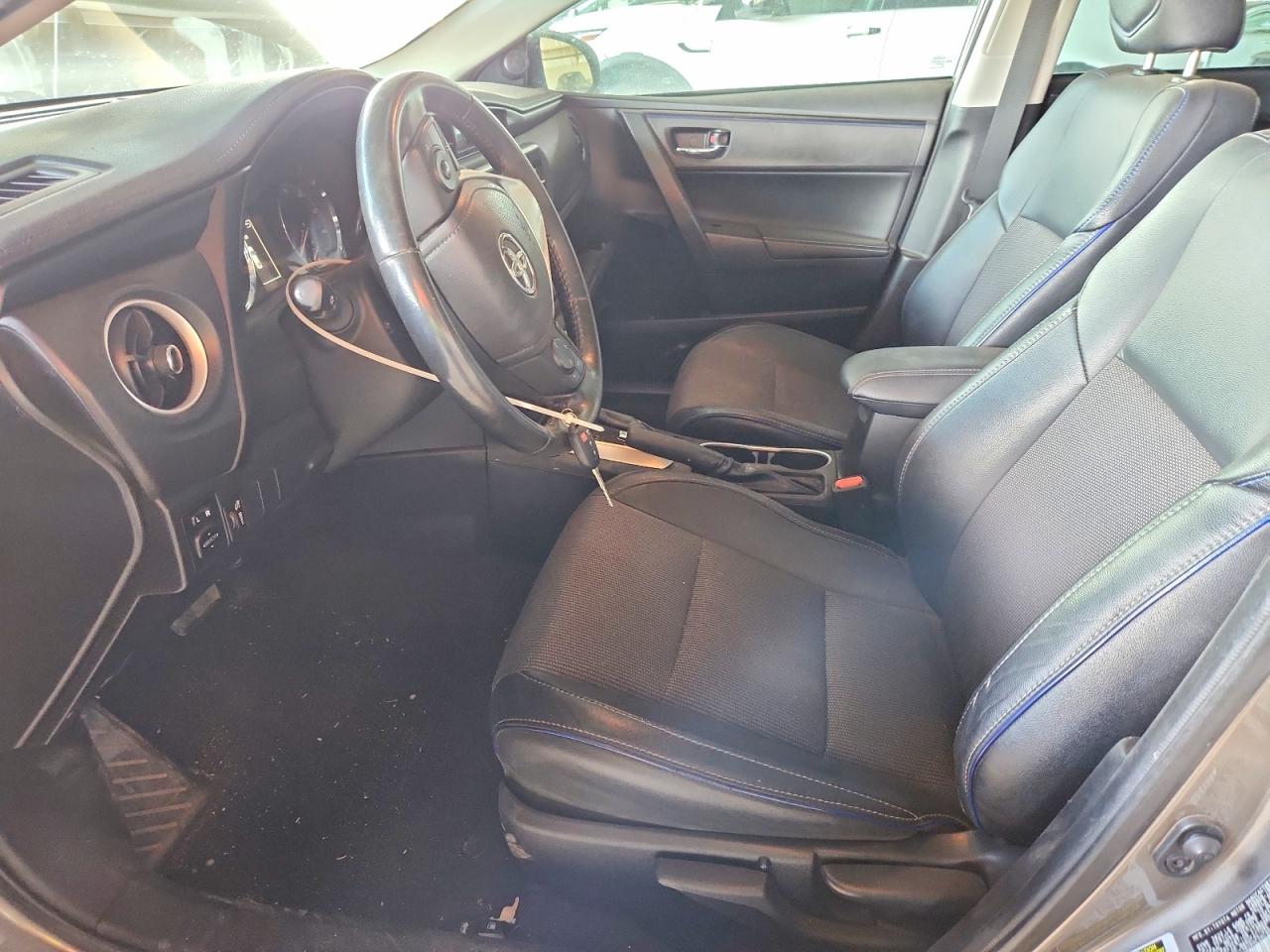 2017 TOYOTA COROLLA SE photo 7