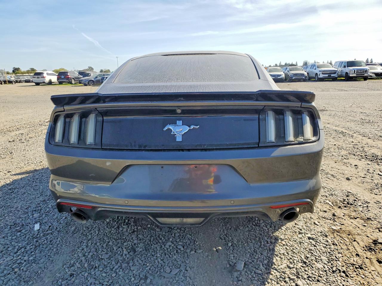 2017 FORD MUSTANG photo 16
