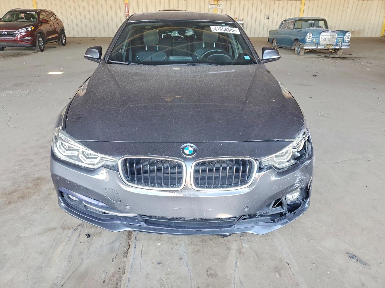 2017 BMW 330 I photo 5