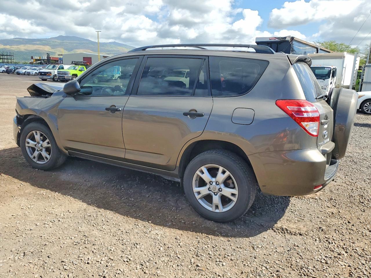2010 TOYOTA RAV4 BASE photo 4