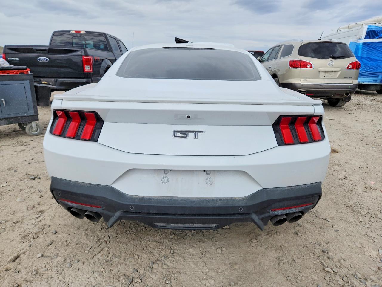 2024 FORD MUSTANG GT photo 6