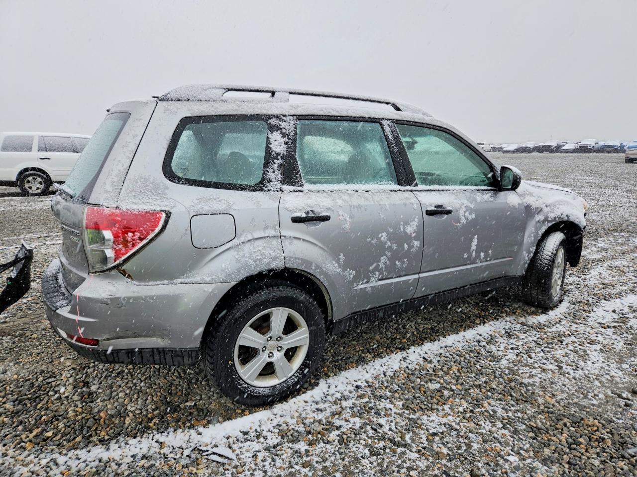 2011 SUBARU FORESTER 2.5X photo 5
