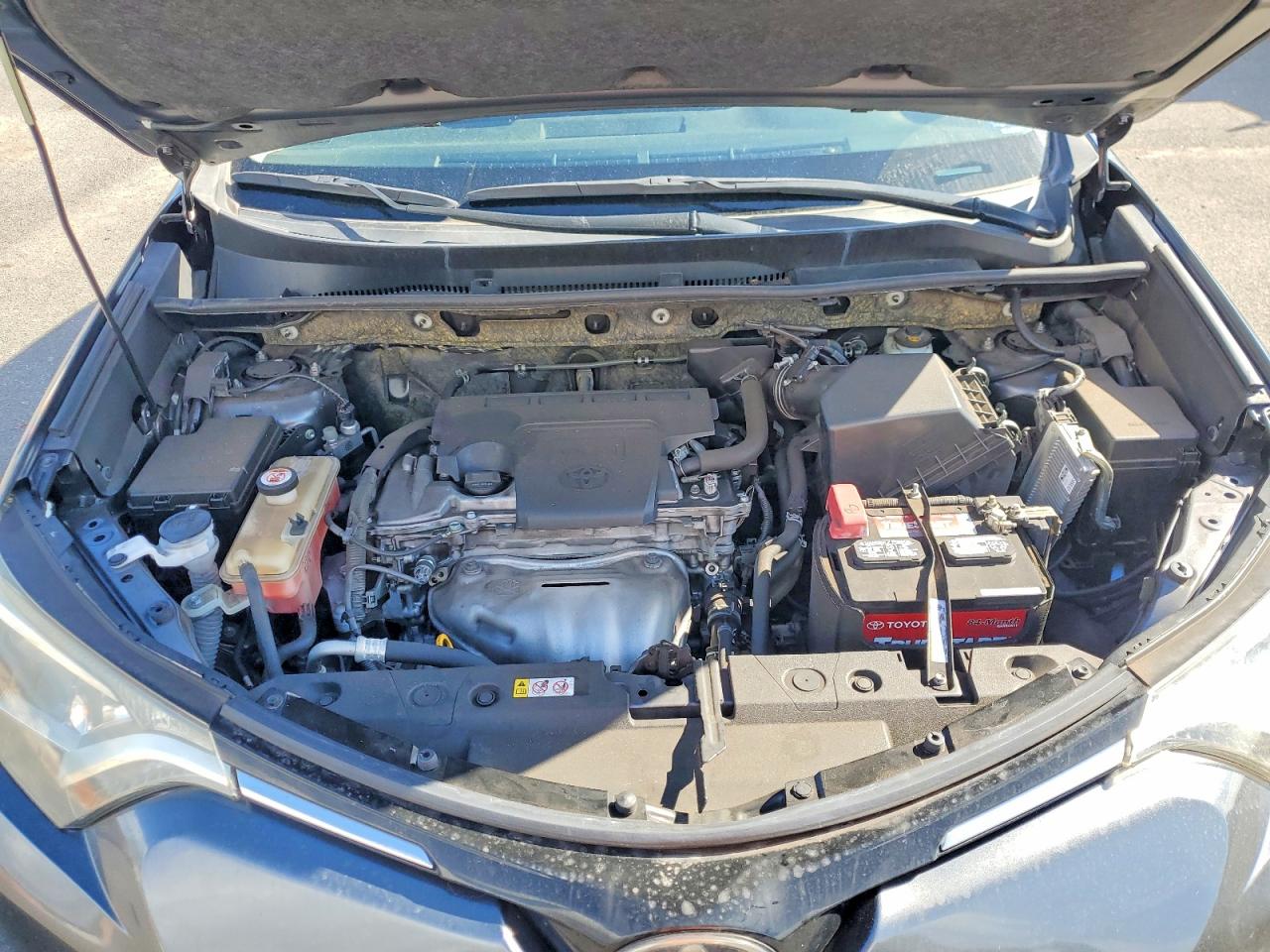 2018 TOYOTA RAV4 XLE photo 12