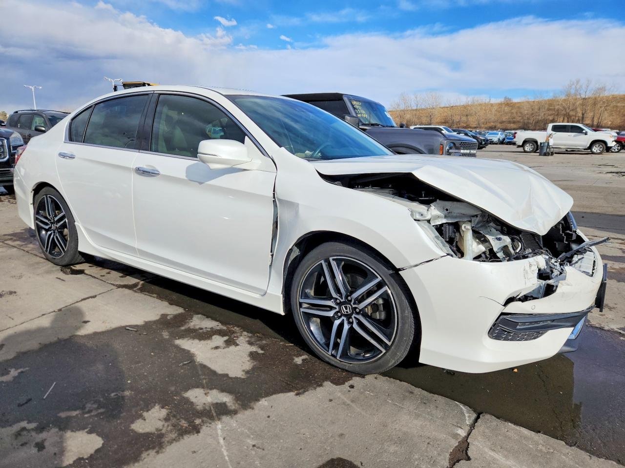 2016 HONDA ACCORD TOURING photo 4