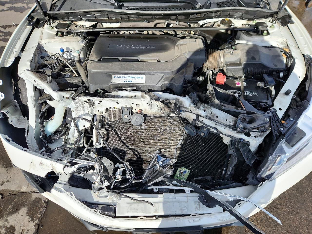 2016 HONDA ACCORD TOURING photo 11
