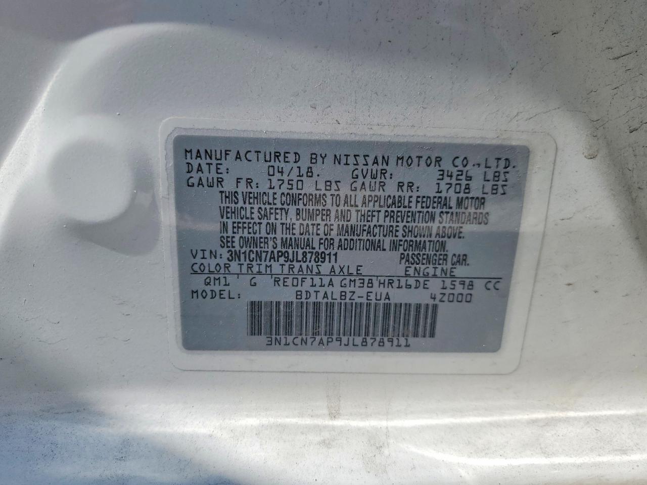 2018 NISSAN VERSA SV photo 13
