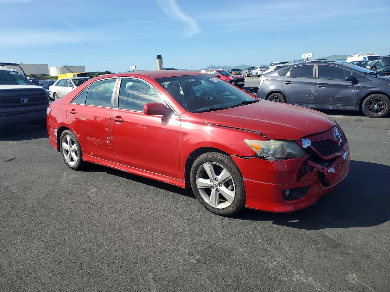 2011 TOYOTA CAMRY SE photo 7
