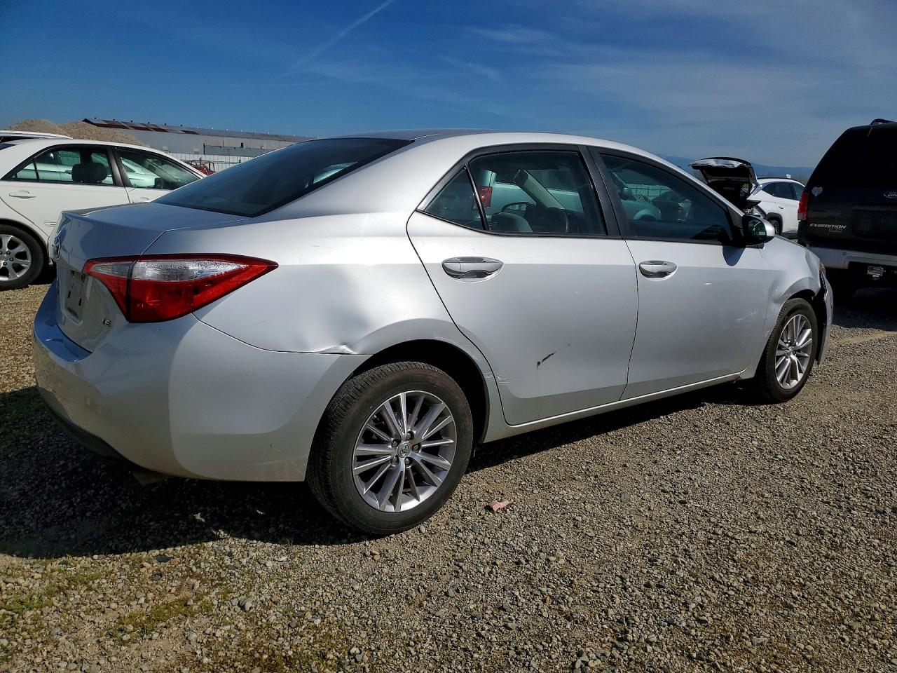 2014 TOYOTA COROLLA LE PLUS photo 3