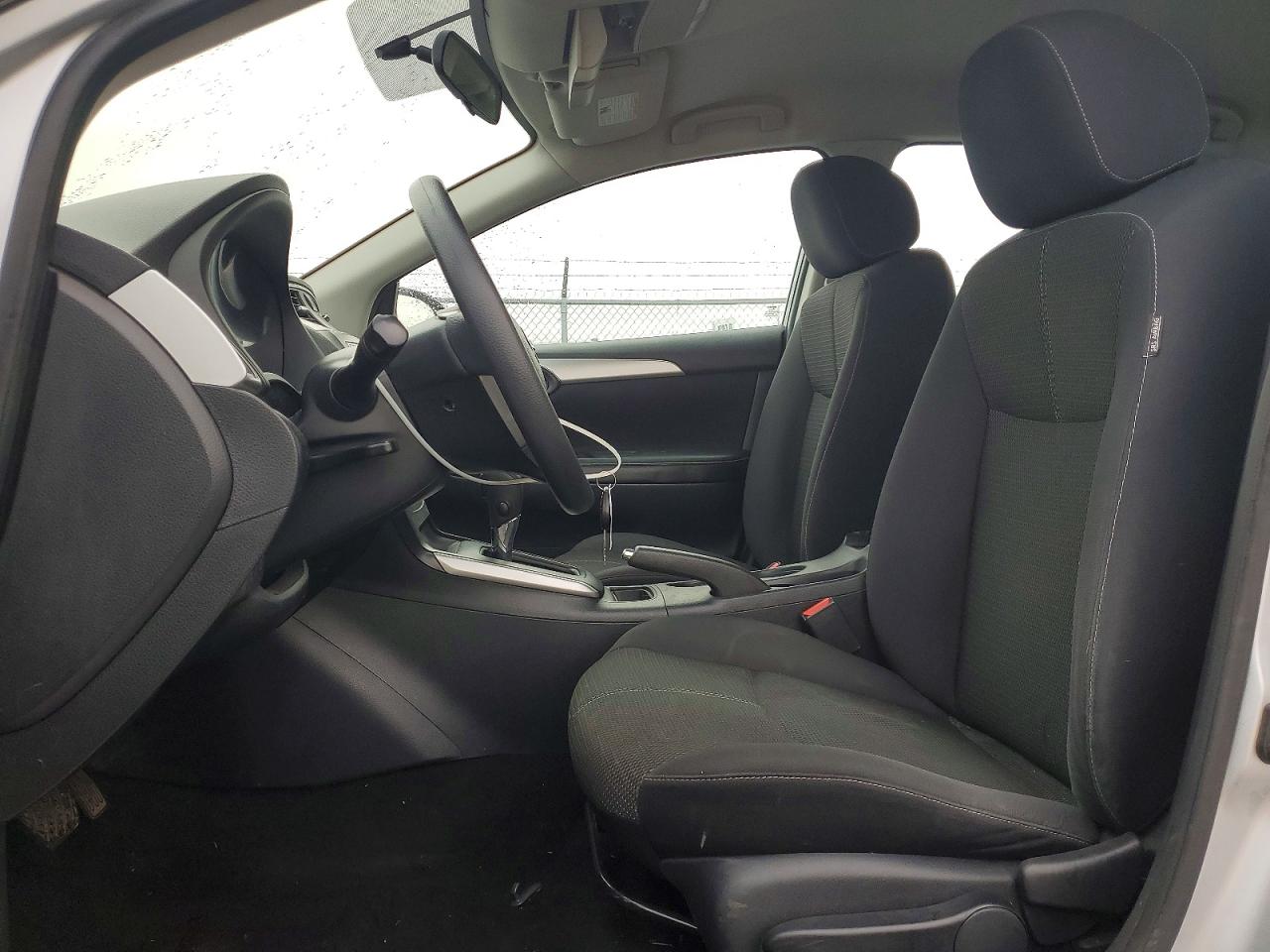 2016 NISSAN SENTRA S photo 7
