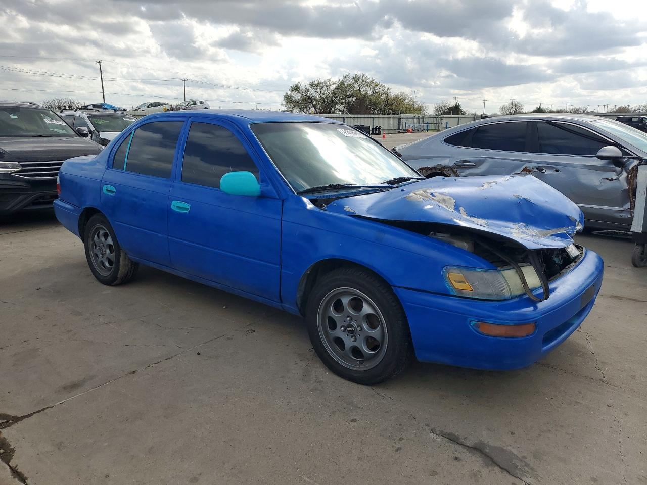 1995 TOYOTA COROLLA DX photo 4