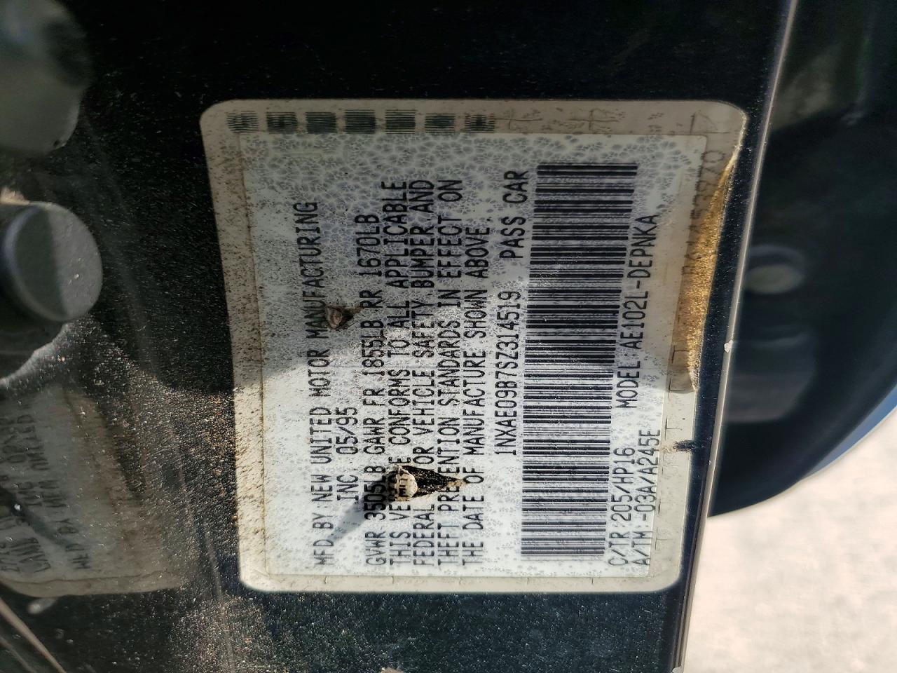 1995 TOYOTA COROLLA DX photo 12