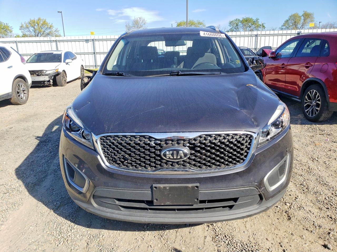 2017 KIA SORENTO LX photo 9