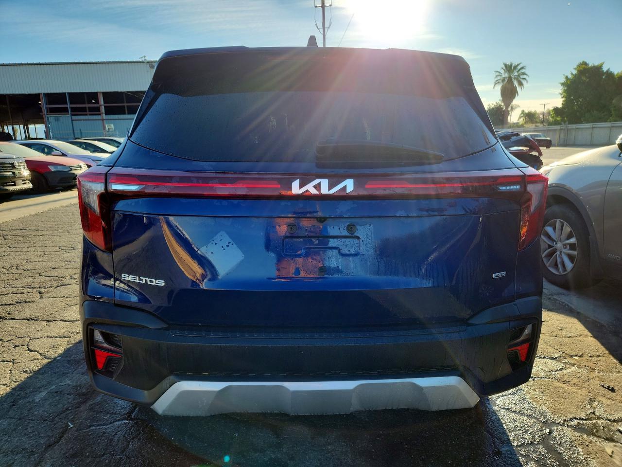 2025 KIA SELTOS LX photo 11