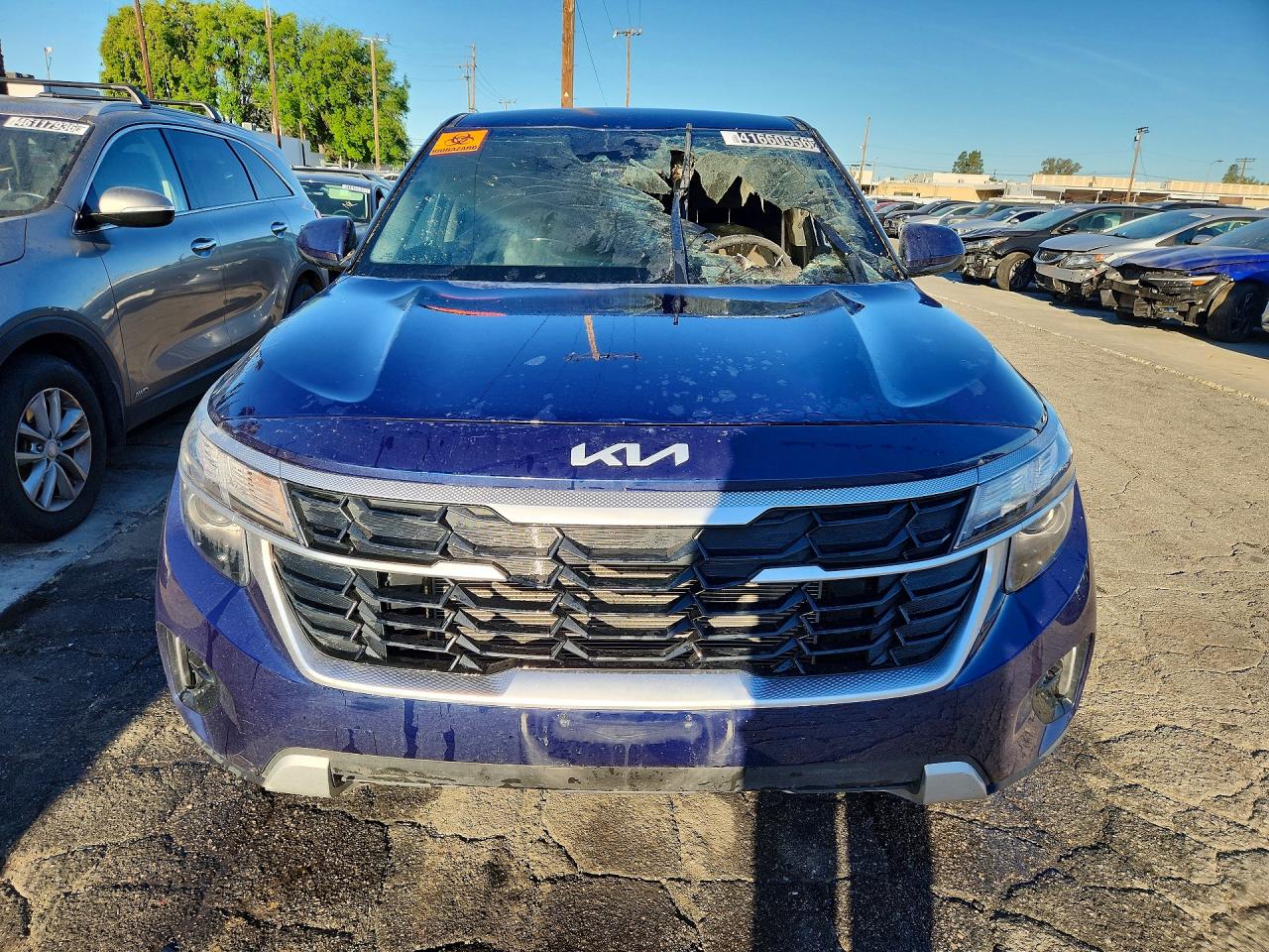 2025 KIA SELTOS LX photo 9