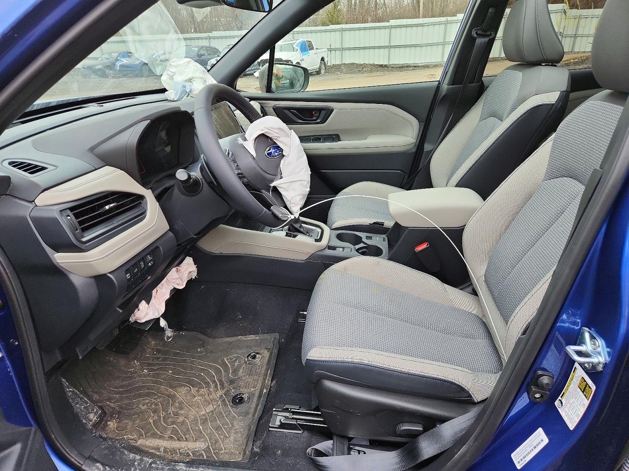 2025 SUBARU FORESTER PREMIUM photo 13