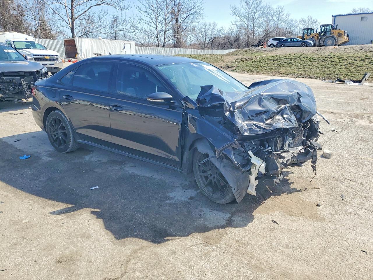 2020 VOLKSWAGEN PASSAT R-LINE photo 4