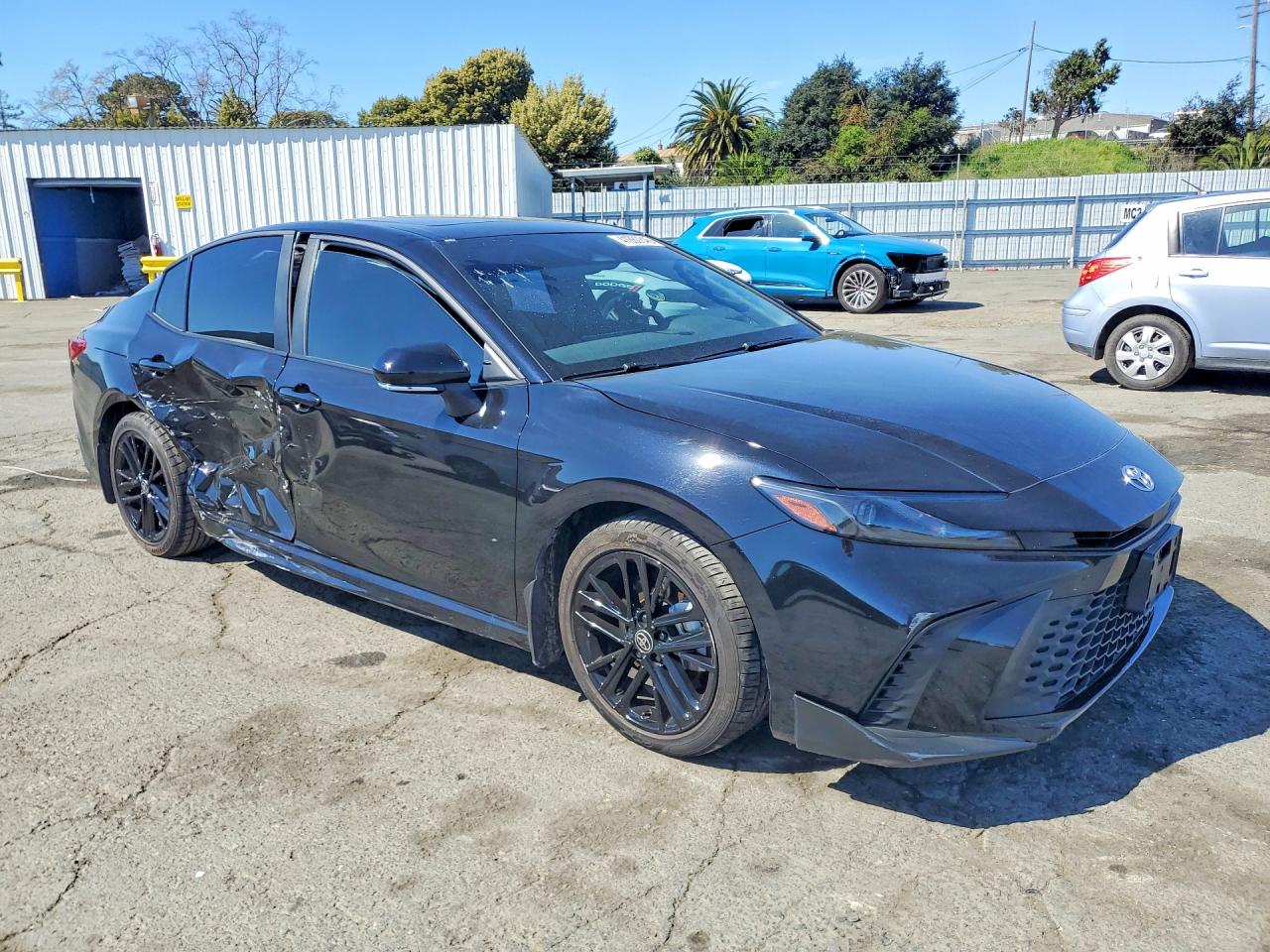 2025 TOYOTA CAMRY SE photo 7