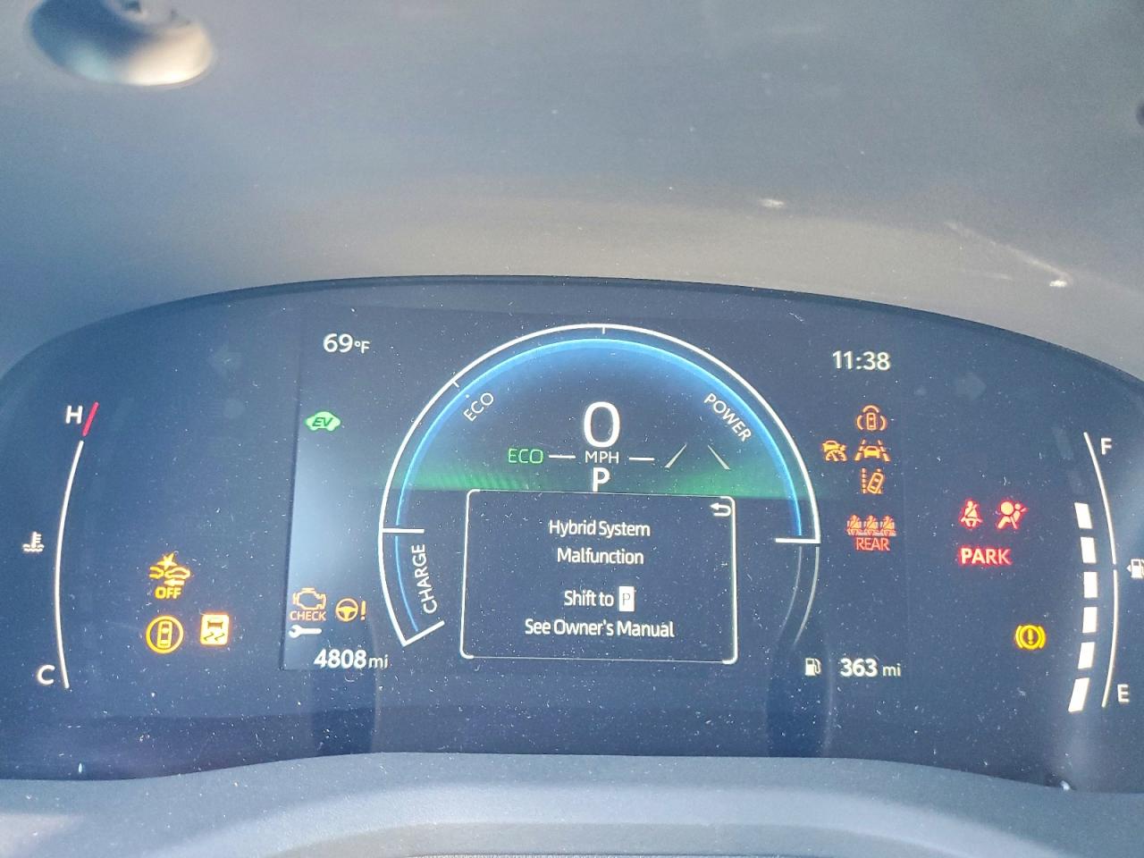 2025 TOYOTA CAMRY SE photo 17