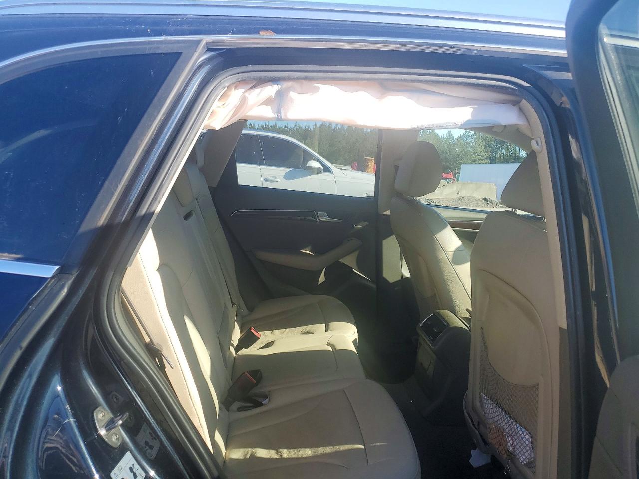 2012 AUDI Q5 PREMIUM PLUS photo 10