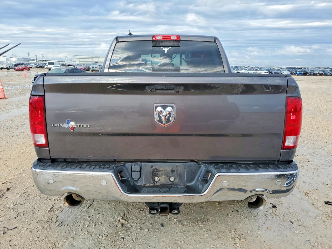 2019 RAM 1500 CLASSIC SLT photo 6