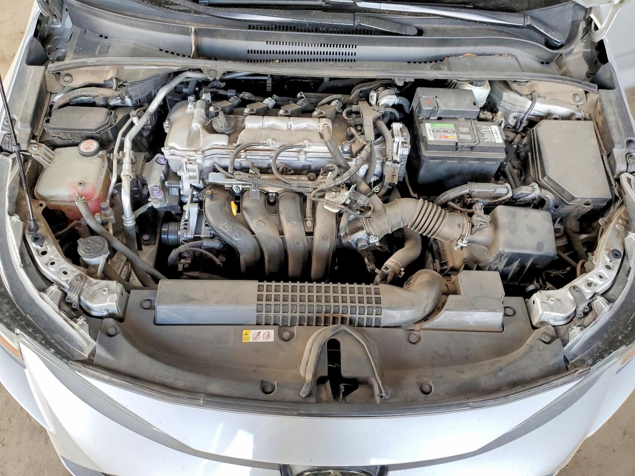 2020 TOYOTA COROLLA LE photo 11