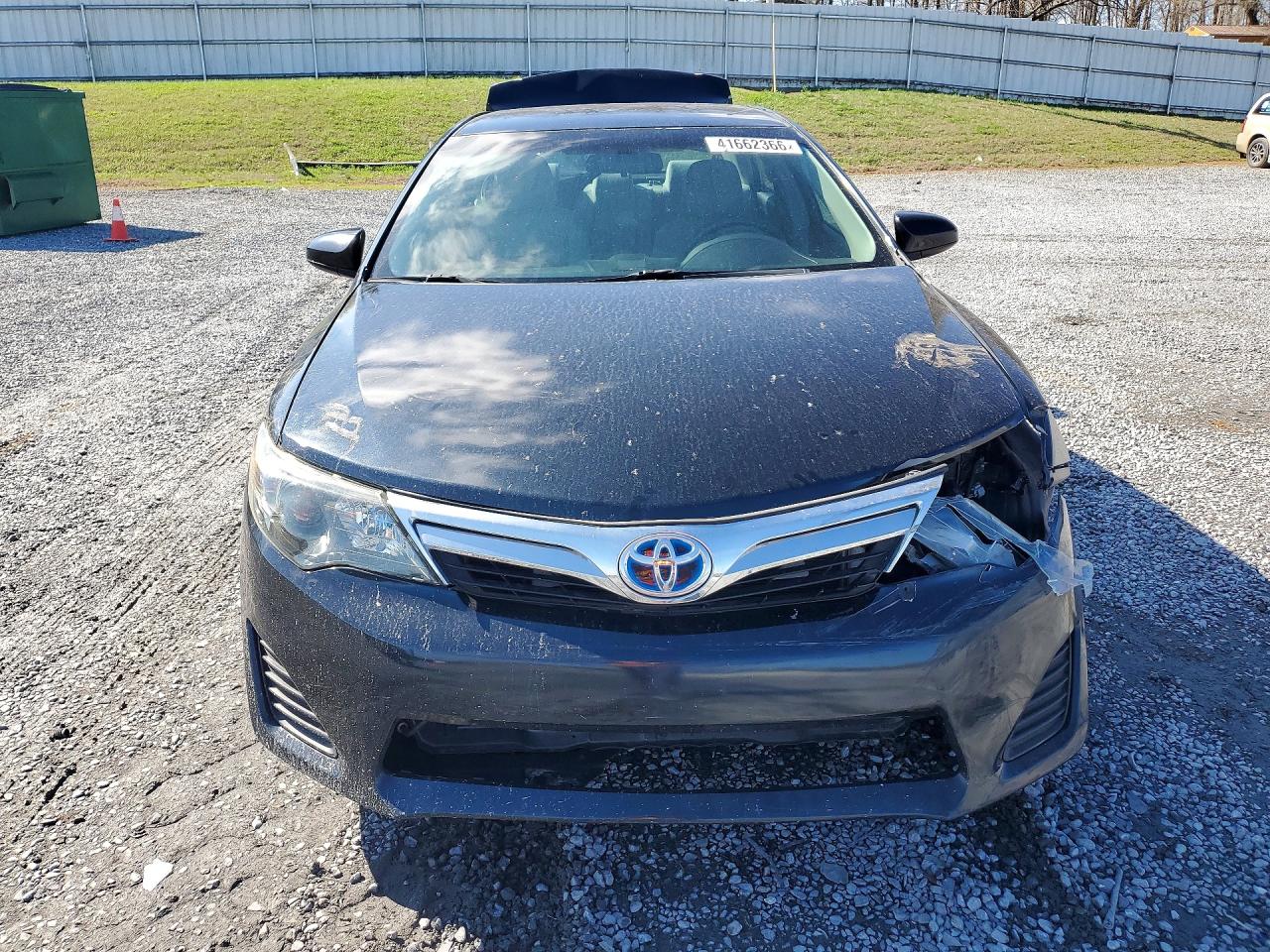 2012 TOYOTA CAMRY LE photo 13