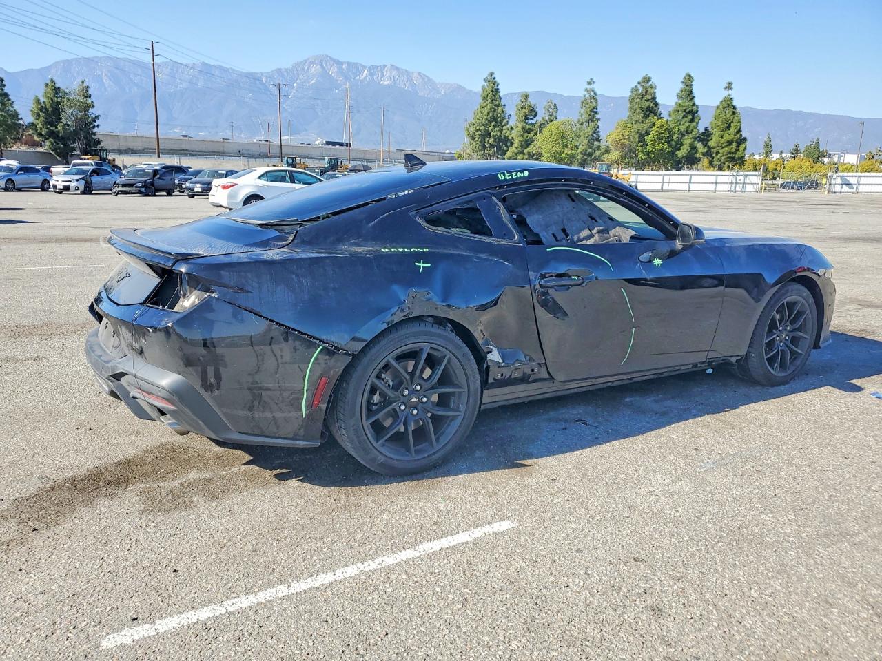 2024 FORD MUSTANG photo 7