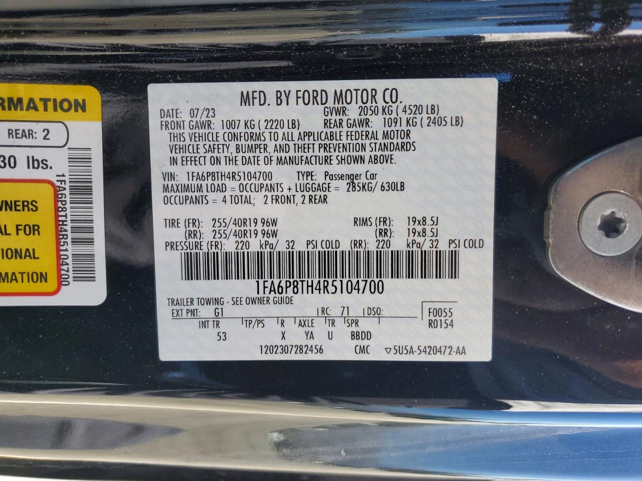 2024 FORD MUSTANG photo 37