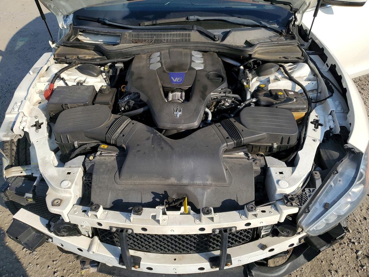 2014 MASERATI GHIBLI S photo 21