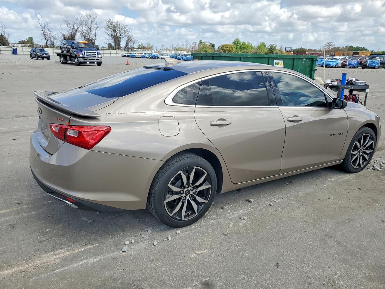 2022 CHEVROLET MALIBU RS photo 3