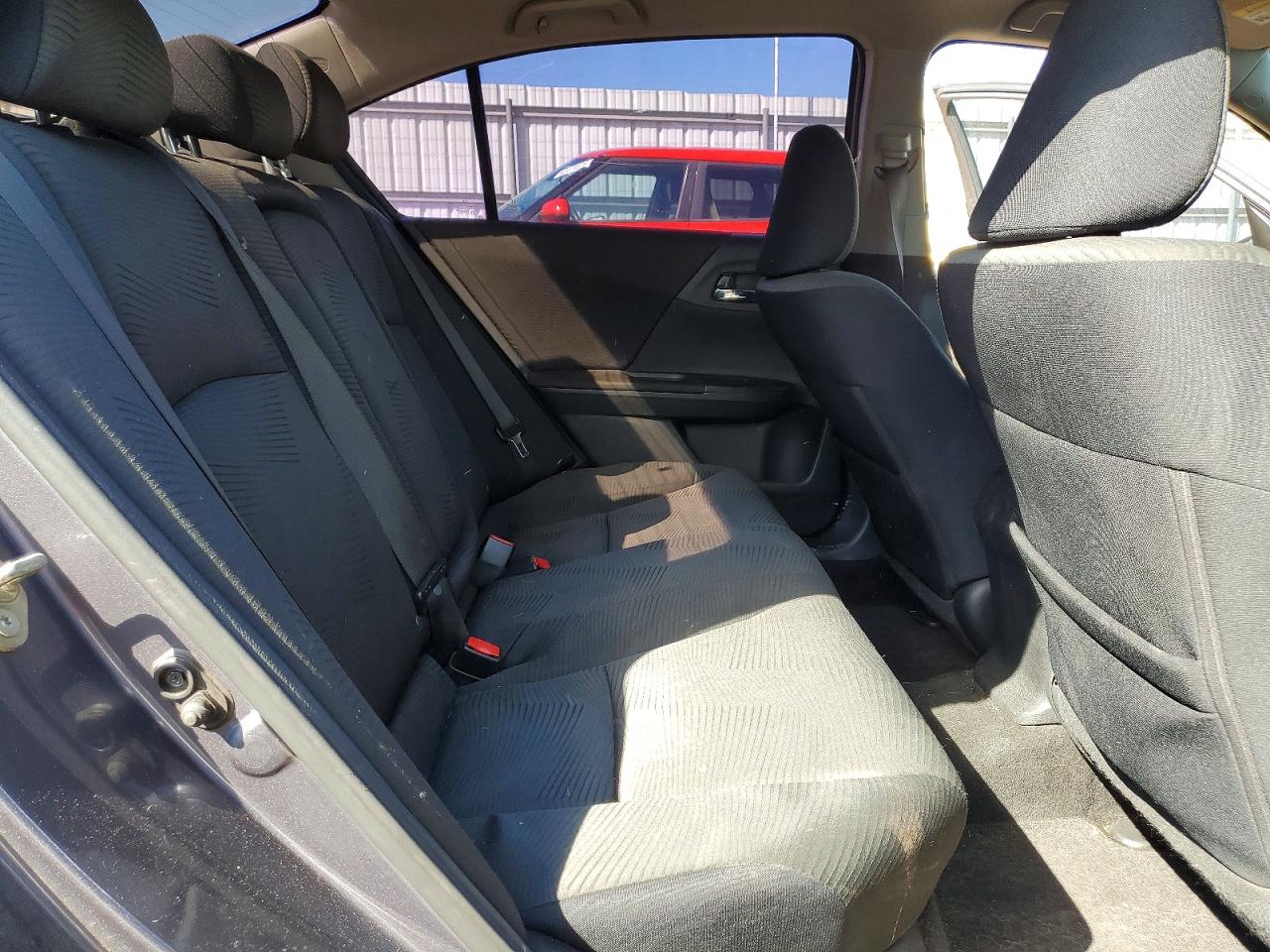 2016 HONDA ACCORD LX photo 28