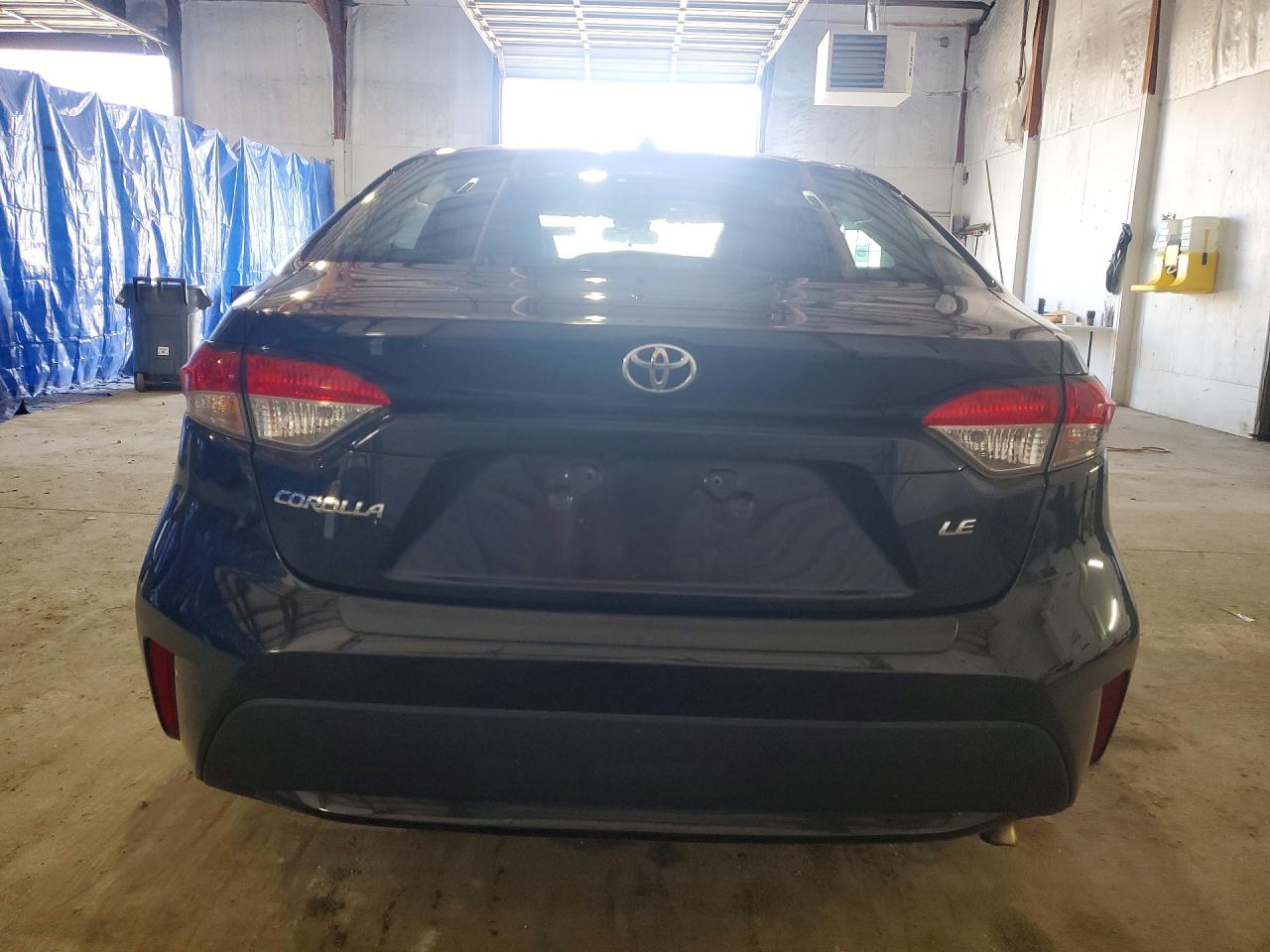 2021 TOYOTA COROLLA photo 16